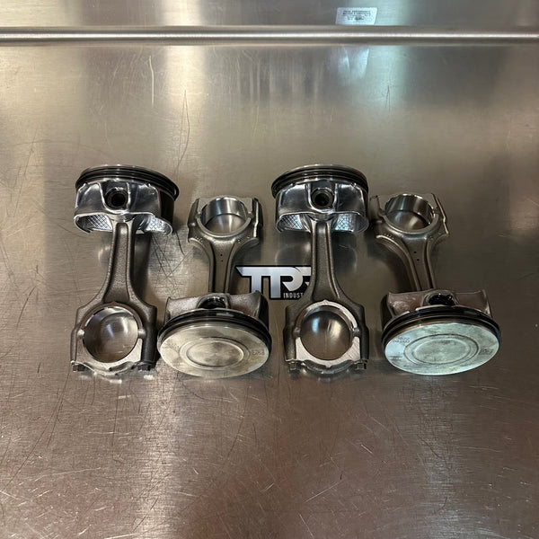 Stock Polaris Pro R Rods & Pistons